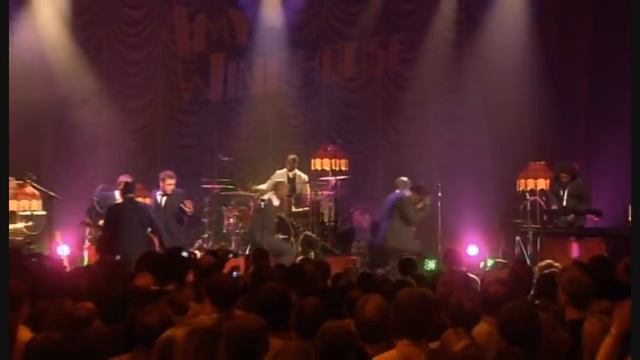 Amy Winehouse - Monkey Man - Live HD смотреть онлайн