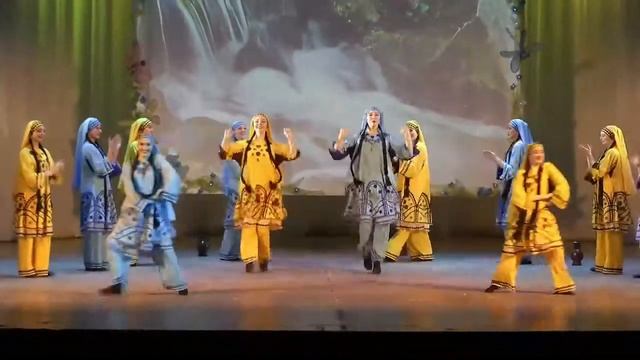 Аварский девичий танец "У ручья" - хореография Д. Смирнова смотреть онлайн