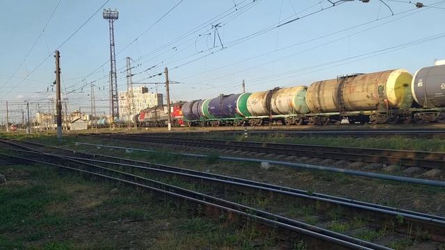 Тепловоз 2М62У-0036, тепловоз 2ТЭ10МК-0680 смотреть онлайн