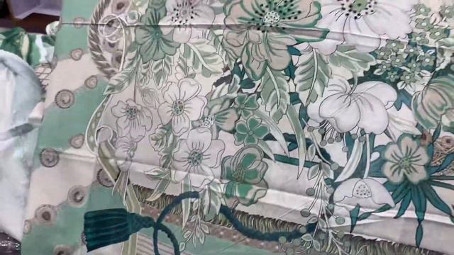 Zareen by Sapphire Print Lawn Suit | 3 Pc & 2 Pc смотреть онлайн