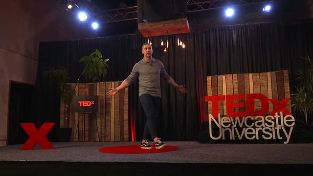Embracing Your Weirdness | Chris Williamson | TEDxNewcastleUniversity смотреть онлайн