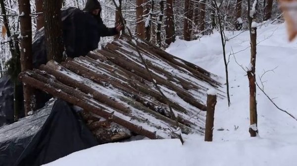 Зимние укрытие в одиночку. Ночёвка в Лесу