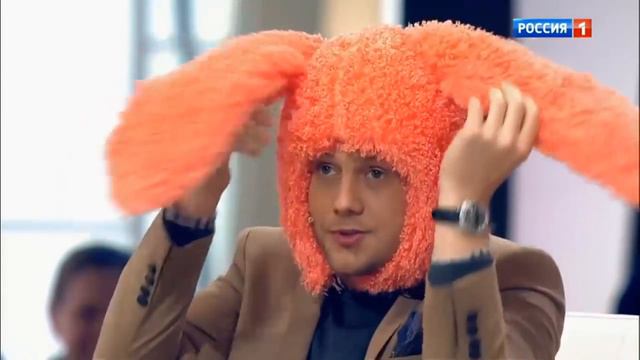 Борис Корчевников: Повернула голову, бедро в сторону, локоток на косточку, позочка, делай фоточку.. смотреть онлайн