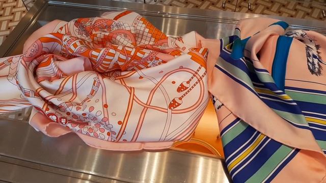 Италия Падуя Hermes платки из шелка всех размеров и формИталия Падуя Hermes платки из шелка всех раз смотреть онлайн