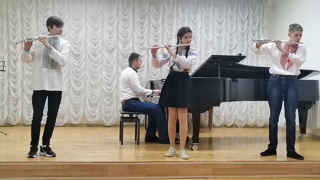 E. Magalif UKRAINIAN MEDLEY. Flute Trio SHUMKA, Kyiv смотреть онлайн