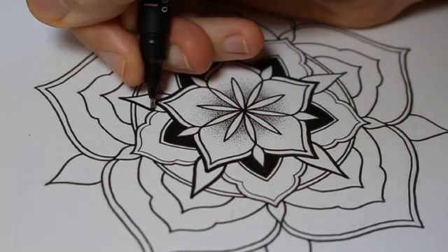 ? Lofi Mandala Meditation - No Talking, Just Drawing смотреть онлайн