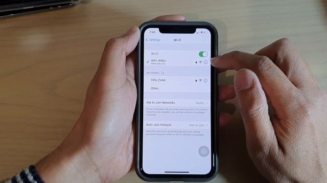 iPhone iOS 14: How to Enable/Disable Private Address for WiFi смотреть онлайн