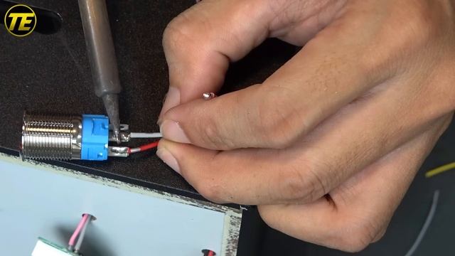 Building TV Bluetooth Speaker V4 смотреть онлайн