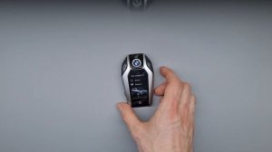BMW g30, g05 ремонт чип ключа зажигания БМВ Х5 после попадания воды. Замена аккумулятора автоключа