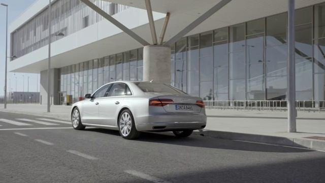 Audi A8 L W12 FSI - Présentation, essai, intérieur et extérieur смотреть онлайн