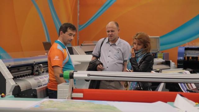 Илья Чапайкин - руководитель проекта "Алюминиевые и пластиковые профили" компании ZENON смотреть онлайн