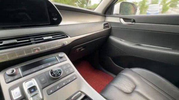 В НАЛИЧИИ !! ПРОДАЕТСЯ!!! HYUNDAI POLISADE 2019г 2,2 Дизель 4WD Prestige. MASTERCAR125.RU