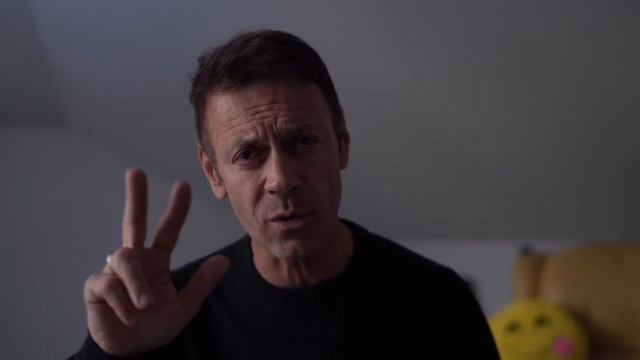 Rocco Siffredi's escape from Russia (English) смотреть онлайн