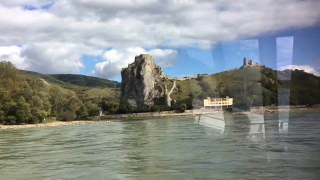 По Дунаю из Вены в Братиславу смотреть онлайн