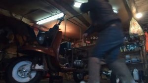 Замена поршневых колец. Мотороллер Муравей