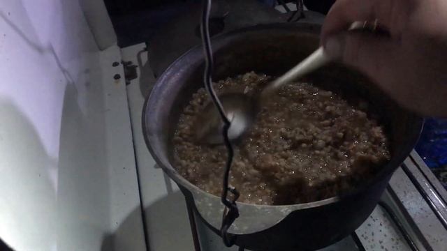 ВЛОГ#216. Со скифом на рыбалку. Холостяками на ставке смотреть онлайн