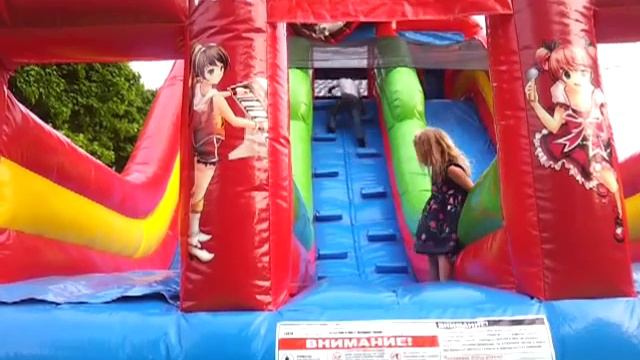 Надувные горки, 20.05.2013 смотреть онлайн