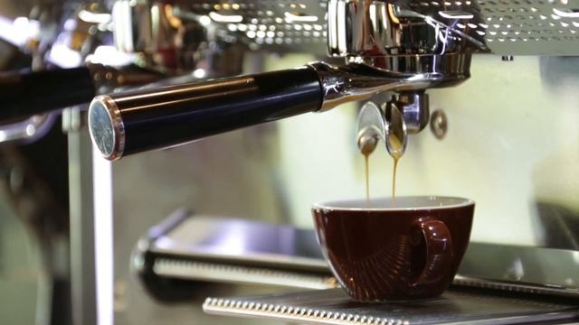 Удовольствие в одном глотке | Короче, Омск #159 смотреть онлайн