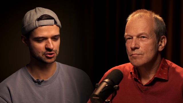 ПОЛИГЛОТ Дмитрий Петров: Как языки влияют на нас? смотреть онлайн