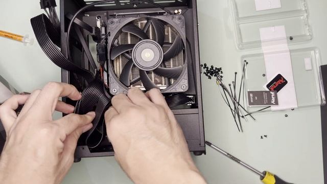D21 BUILD | A 7.3L SFF ITX Build смотреть онлайн