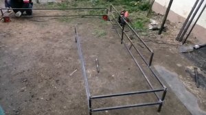 Двухъярусная грядка из профильных труб и цсп.