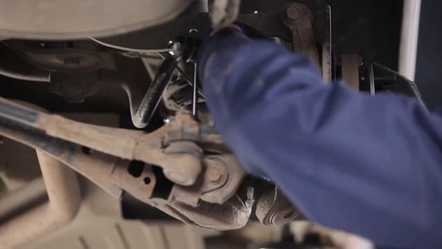 Vodič: Kako zamenjati zadnji kolesni ležaji na TOYOTA AVENSIS 2 Т25 смотреть онлайн