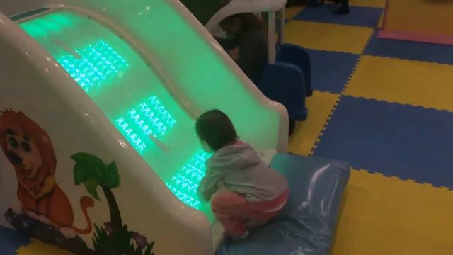 Игровая комната «Муравейник». Children's playroom. смотреть онлайн