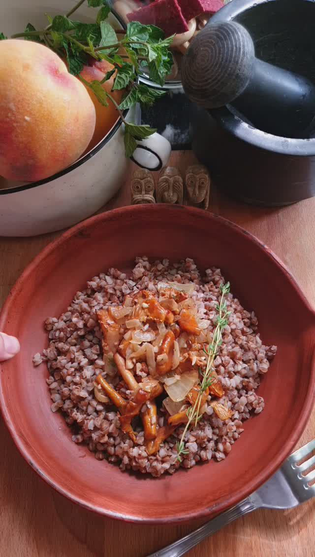 Таша По и Еда