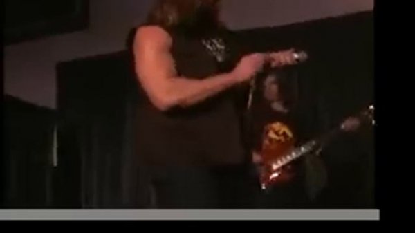 "LEATHERFACE" Andrew Bryniarski performs live at Hysteria City 2003