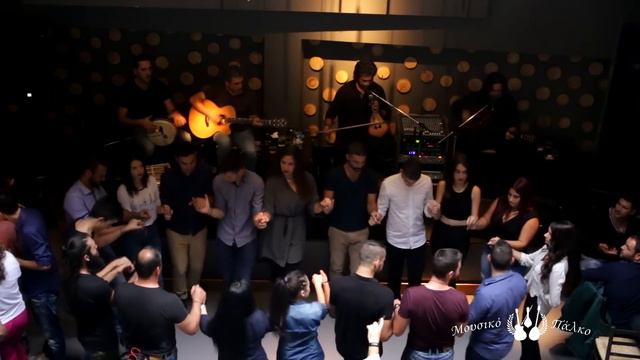 Γ. Φασουλάς & Κ. Καλλέργης ~ Άνοιξη μπαίνει στο χωριό смотреть онлайн