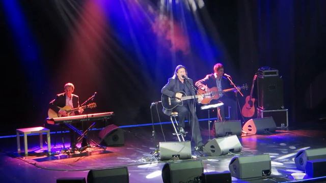 Олег Митяев. Старый двор (Вегас Сити Холл, 2018-03-16) смотреть онлайн