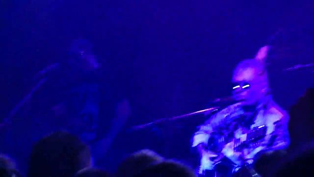 КРАСНАЯ ПЛЕСЕНЬ смотреть онлайн