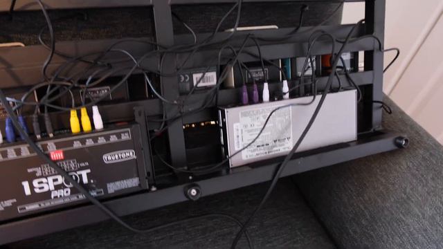 Pedal Board Update - Fender Engine Room + UA Golden Reverberator смотреть онлайн