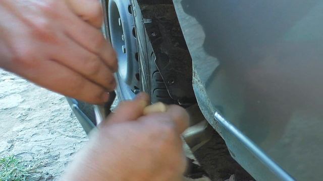 Как накапливается грязь под крылом Ланос смотреть онлайн