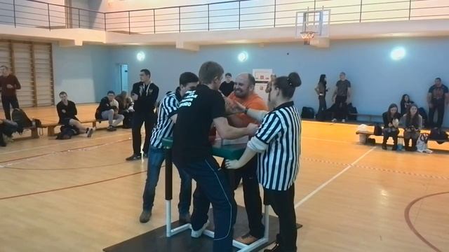 Андрей Челало. Финал на левую руку на турнире по армрестлингу памяти Ковалева В.Ф. смотреть онлайн