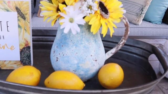 Outdoor Living Spaces Lookbook/Spring Patio Decor/Vibrant Cozy Outdoor Space смотреть онлайн