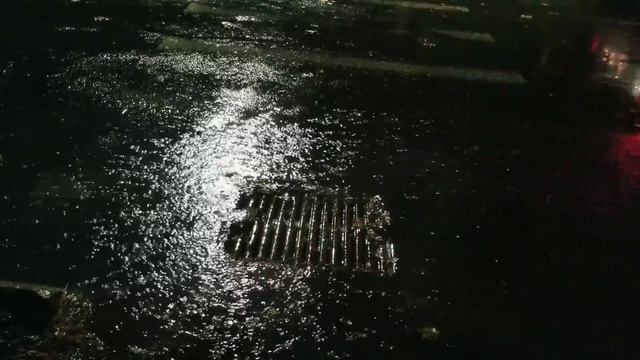 Draining A Flooded Intersection смотреть онлайн