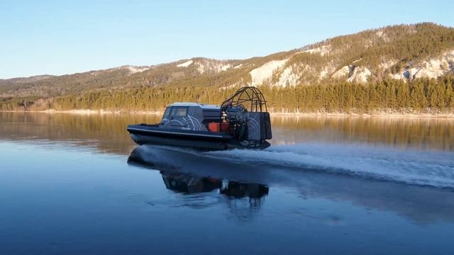 Аэролодка Охотник 650К2 рестайлинг Север: обзор и презентация смотреть онлайн