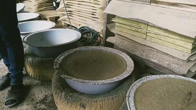 Изготовление полусфер из бетона. Литье антипарковочых бетонных полусфер. смотреть онлайн
