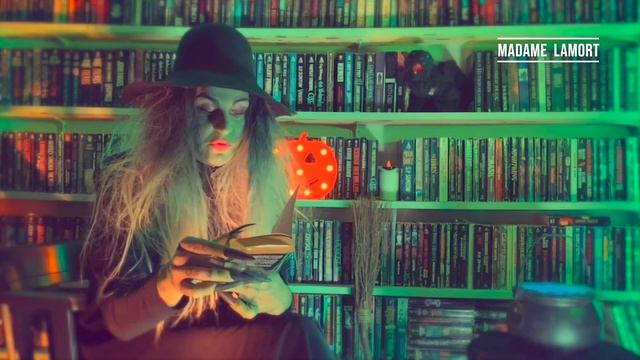 🍂Books to Read for Autumn from My Fav Horror Booktubers | Sept 2020 смотреть онлайн