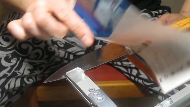 10. Режу бумажку. Нож "Шеф" от "Jendi". Моя заточка. смотреть онлайн