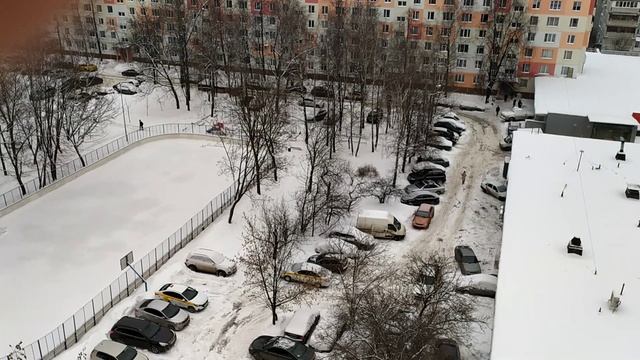 Москва! Само изоляция! Уже становится тяжело. смотреть онлайн
