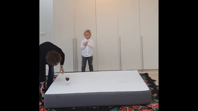 Blue Sleep - mattress test смотреть онлайн