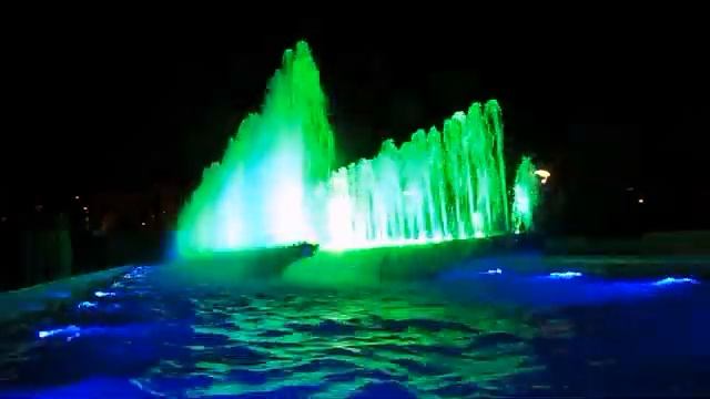 Rainbow Lights & Water смотреть онлайн