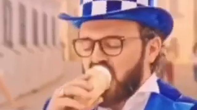 Запрещеная реклама мороженого хрещатик Dzidzio смотреть онлайн