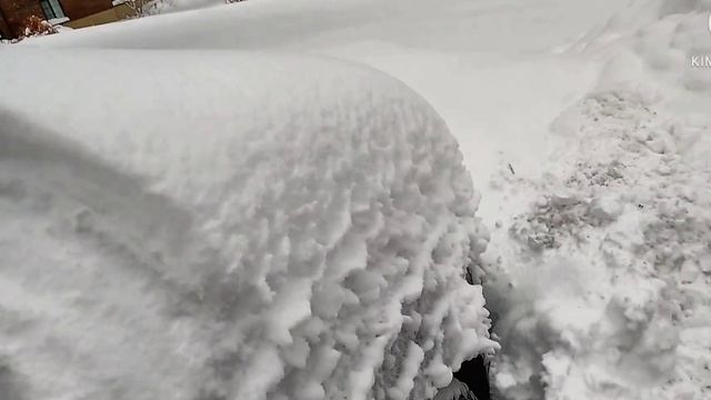 Car buried under 12 inch snow ??| Cleaning car after fresh snow fall| Satisfying snow | MA, USA смотреть онлайн