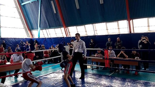 ПЕРВЫЕ СОРЕВНОВАНИЯ ПО БОКСУ!!! смотреть онлайн
