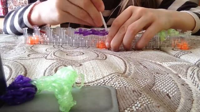 Как сделать тюльпан из резиночек смотреть онлайн