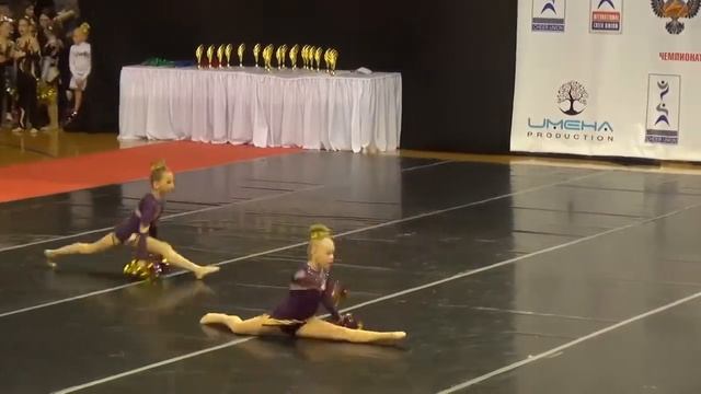 Cheerleading .Чир - фристайл - двойка дети-Елена Фионова, Наталья Кузнецова. смотреть онлайн