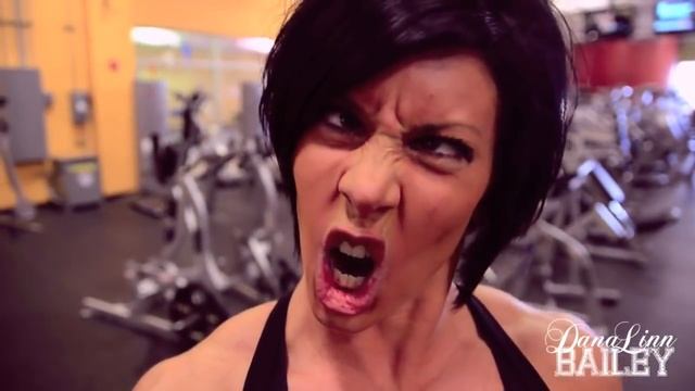 Dana Linn Bailey arm workout смотреть онлайн